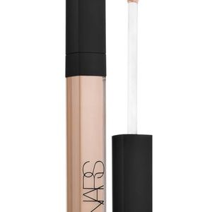 Nars radiant creamy concealer L2 light with neutral undertones